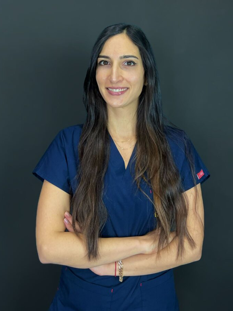 Dentist Sezen Canpolat